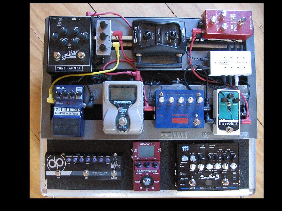 Pedalboard.jpg
