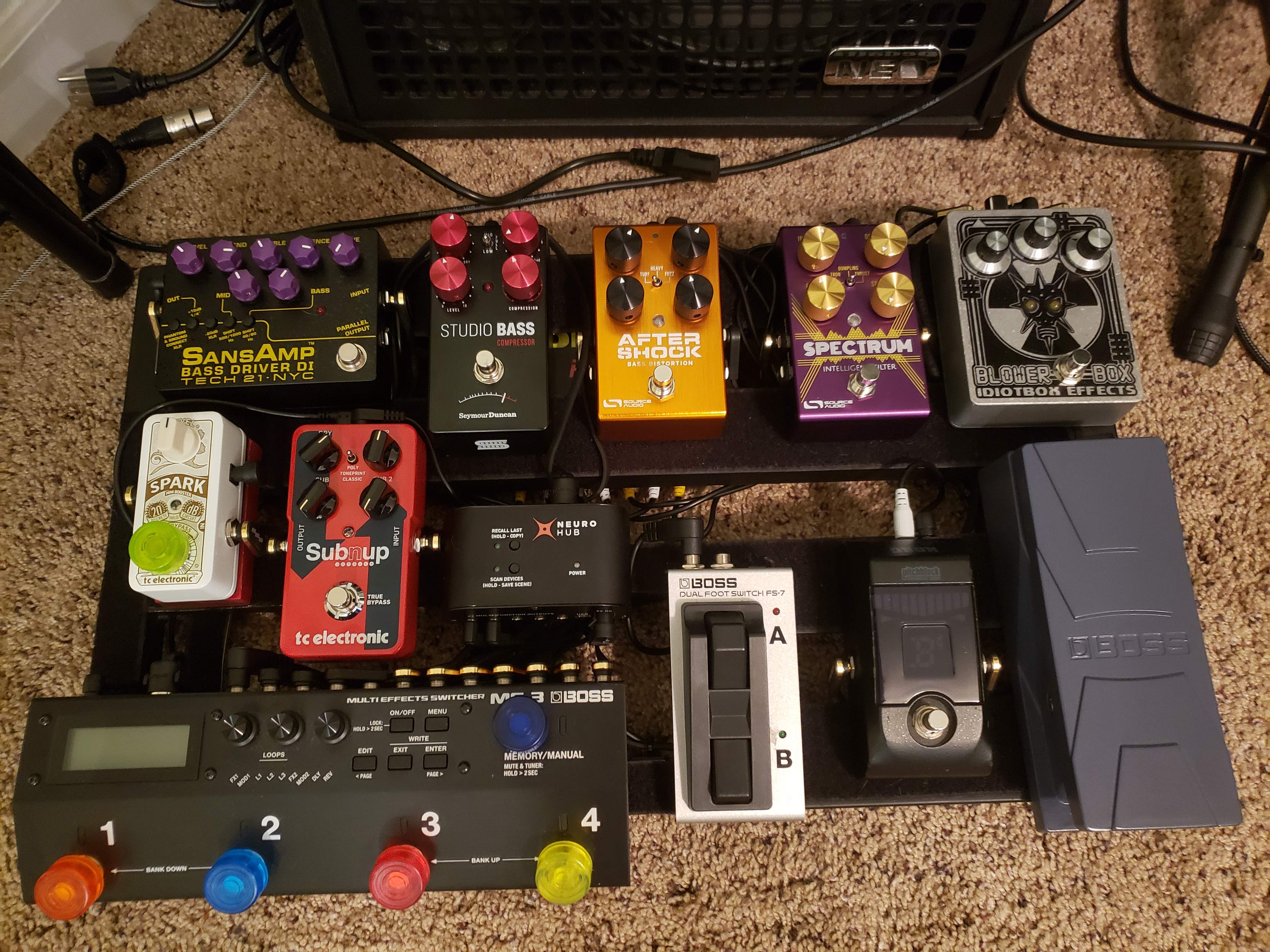 Pedalboard.jpg