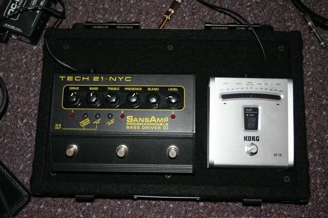 Pedalboard002.jpg