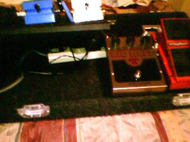 pedalboard004.jpg