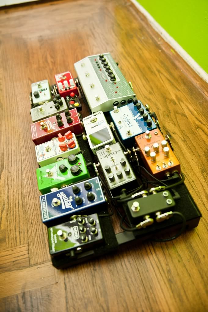 Pedalboard03.jpg
