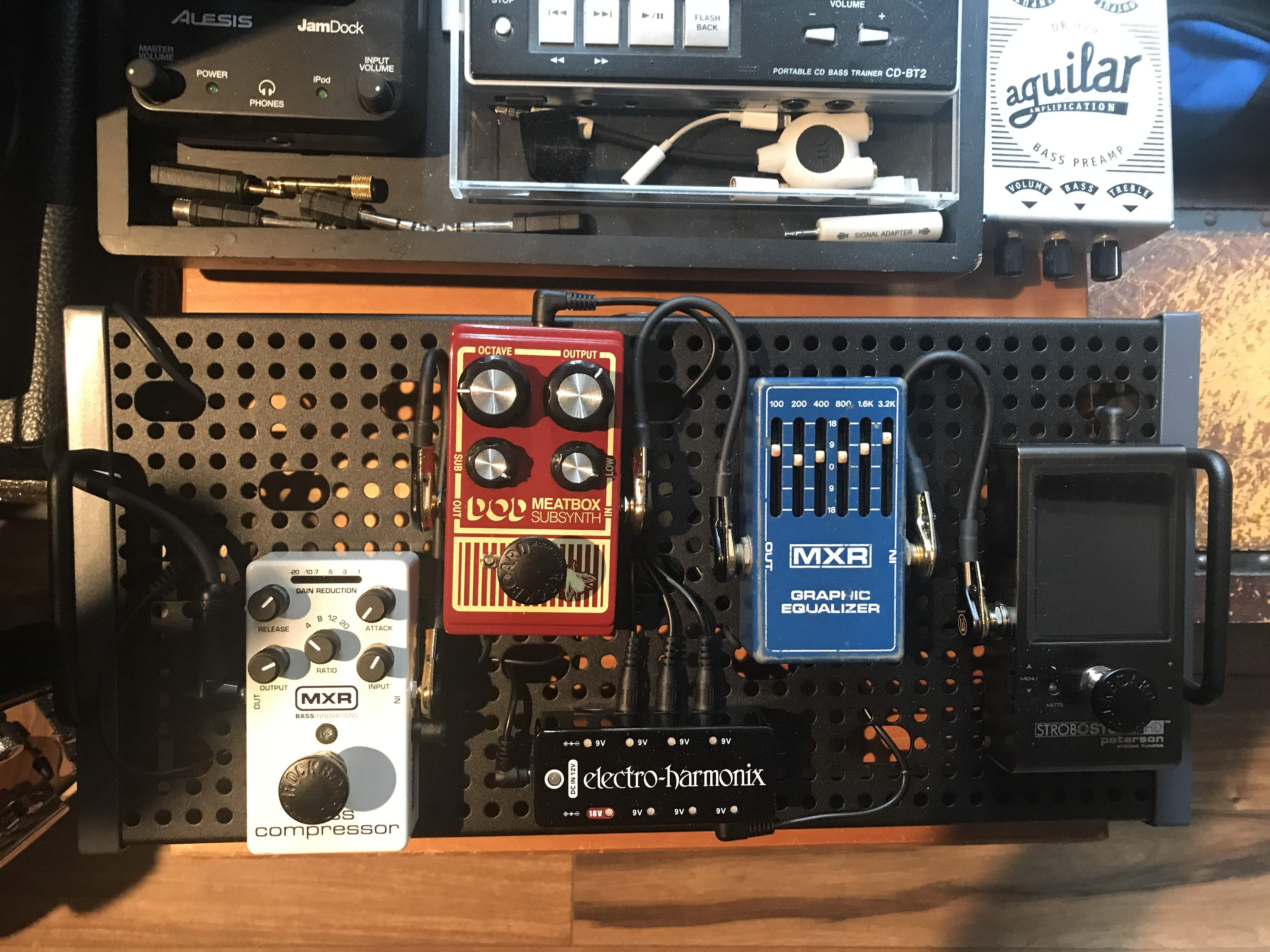 pedalboard1.jpg