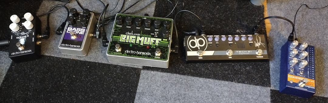 pedalboard1.jpg