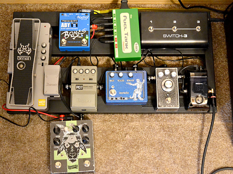 pedalboard1117.jpg