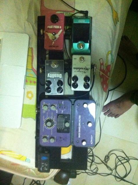 Pedalboard_zpsd3ccc876.jpg