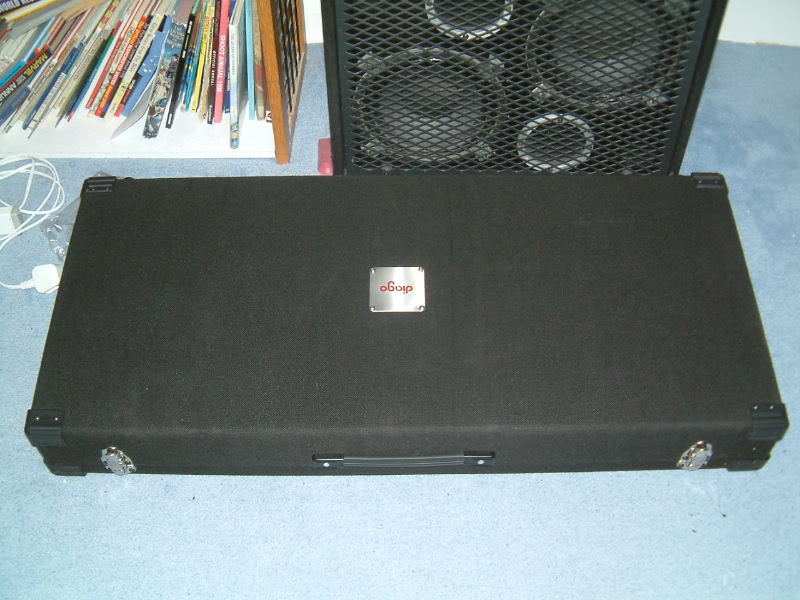 pedalboardwithlid.jpg