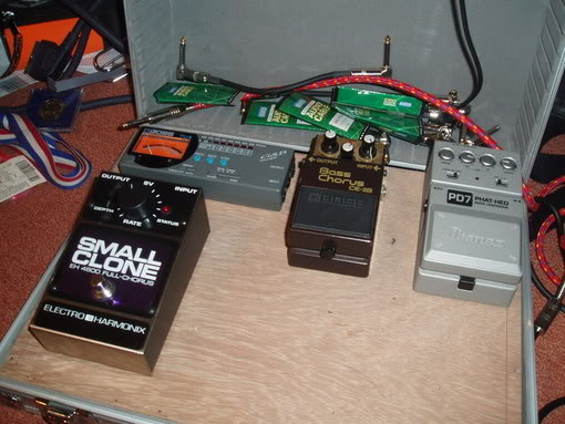 Pedals002.jpg