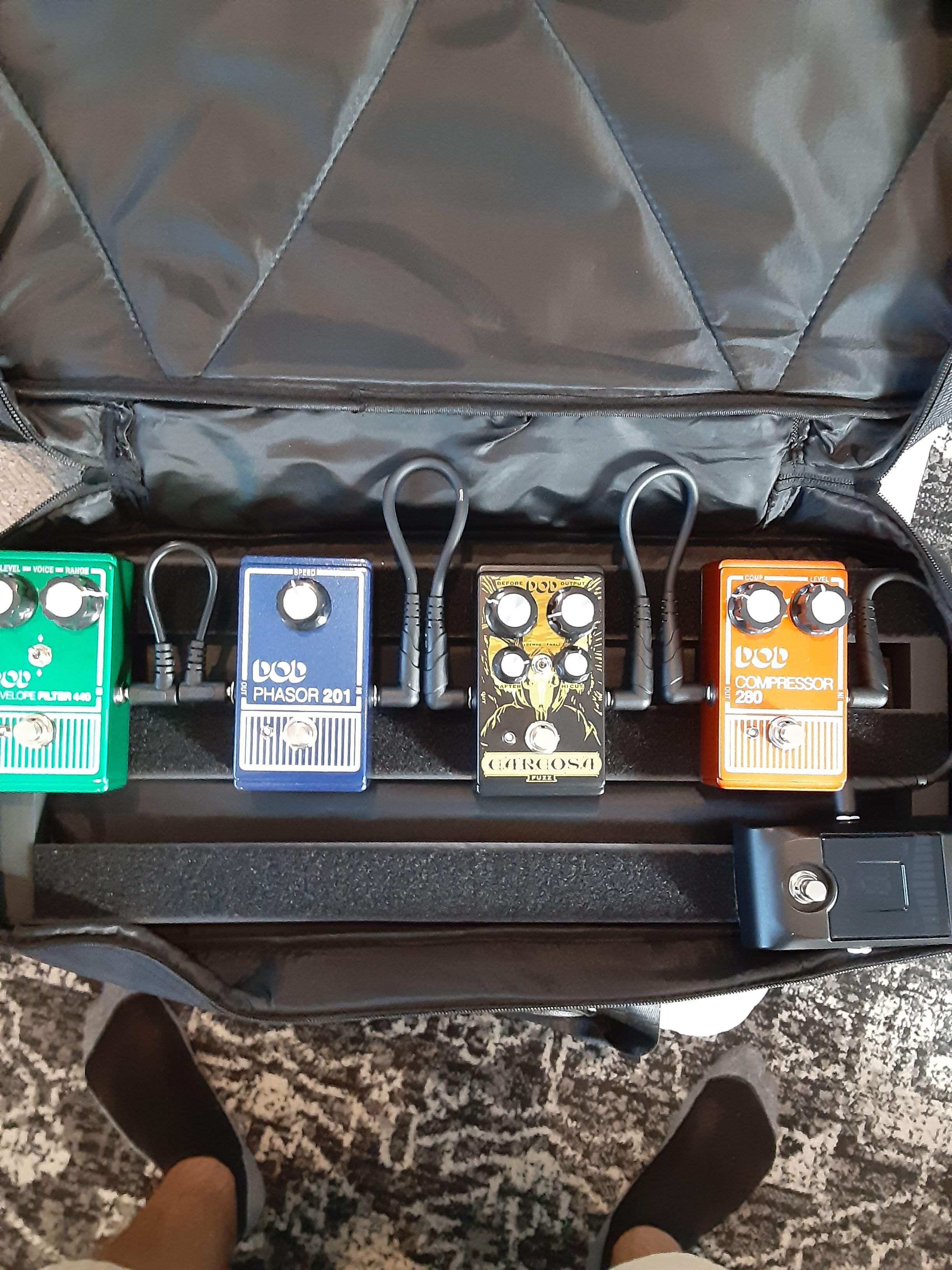 Pedals1.jpg