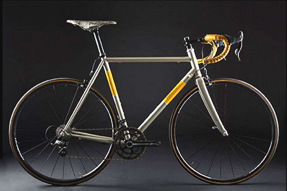 Pegoretti_duend_faema_champagne_1.jpg