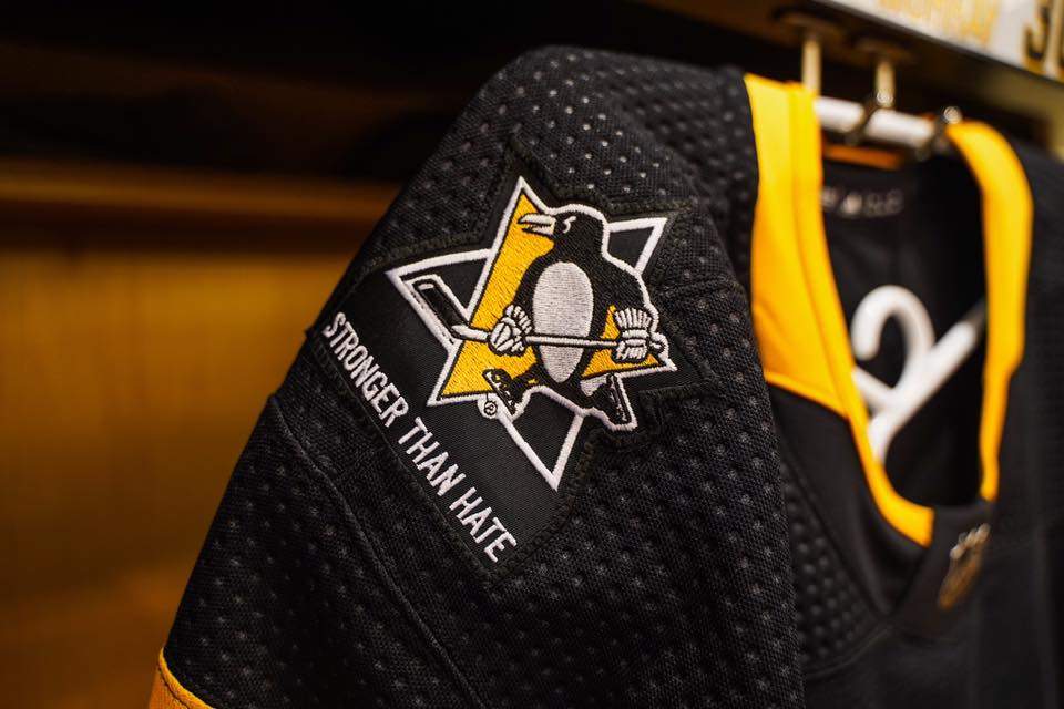 Pens 103018-2.jpg