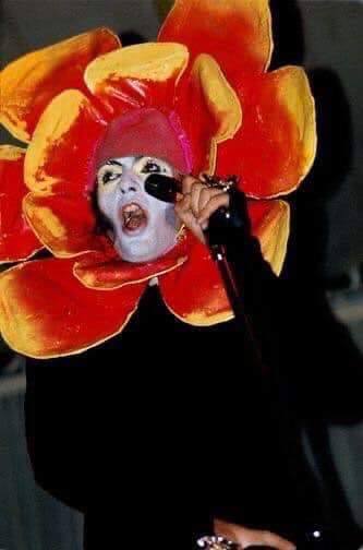 Peter Gabriel UK 1973.jpg