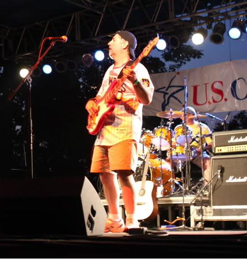 PHOENIX2008RIVERFEST114.jpg