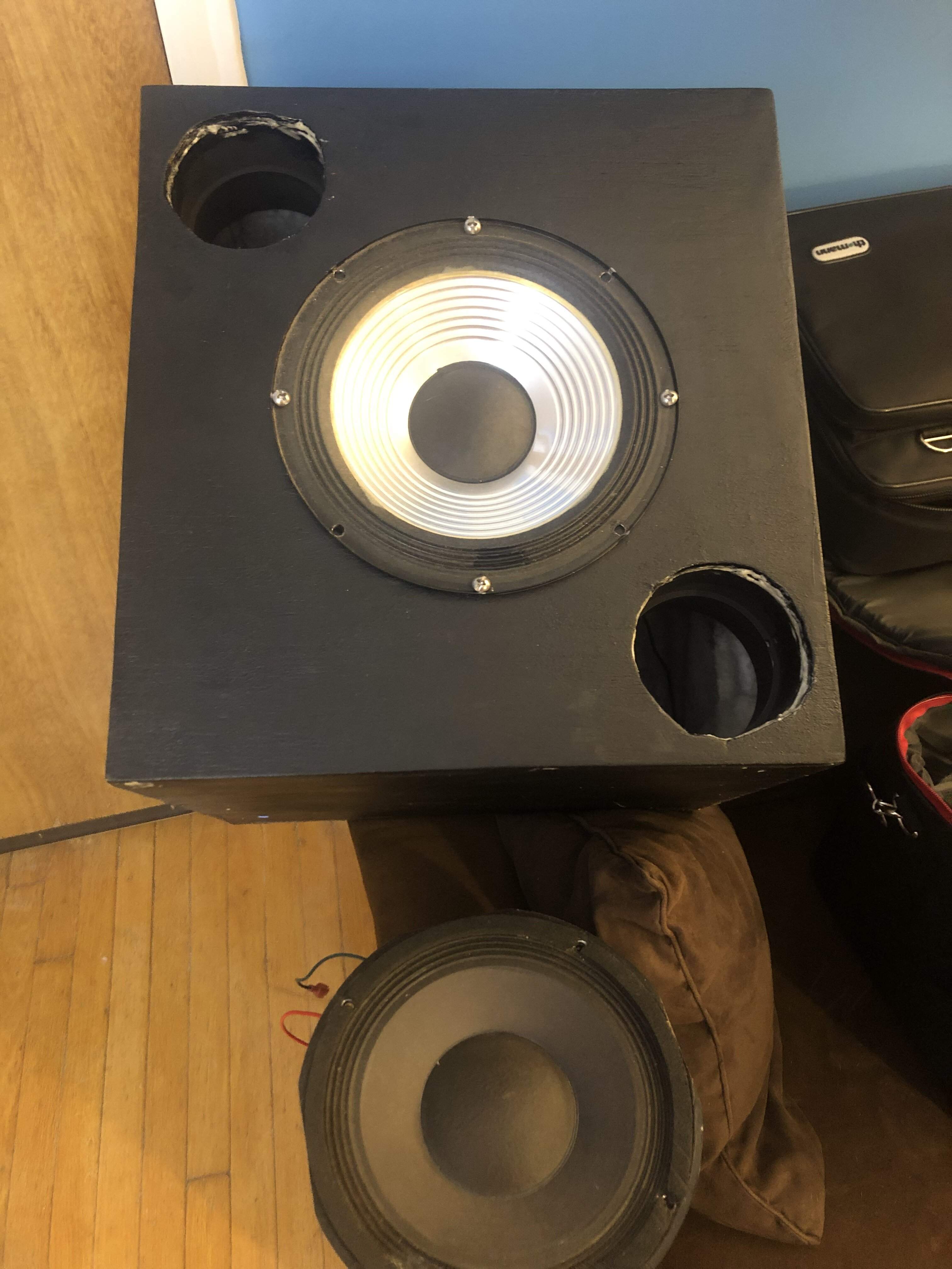 pic1-no-screen.jpg