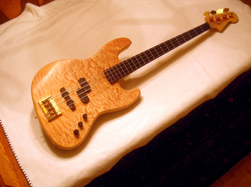 pjbass.jpg