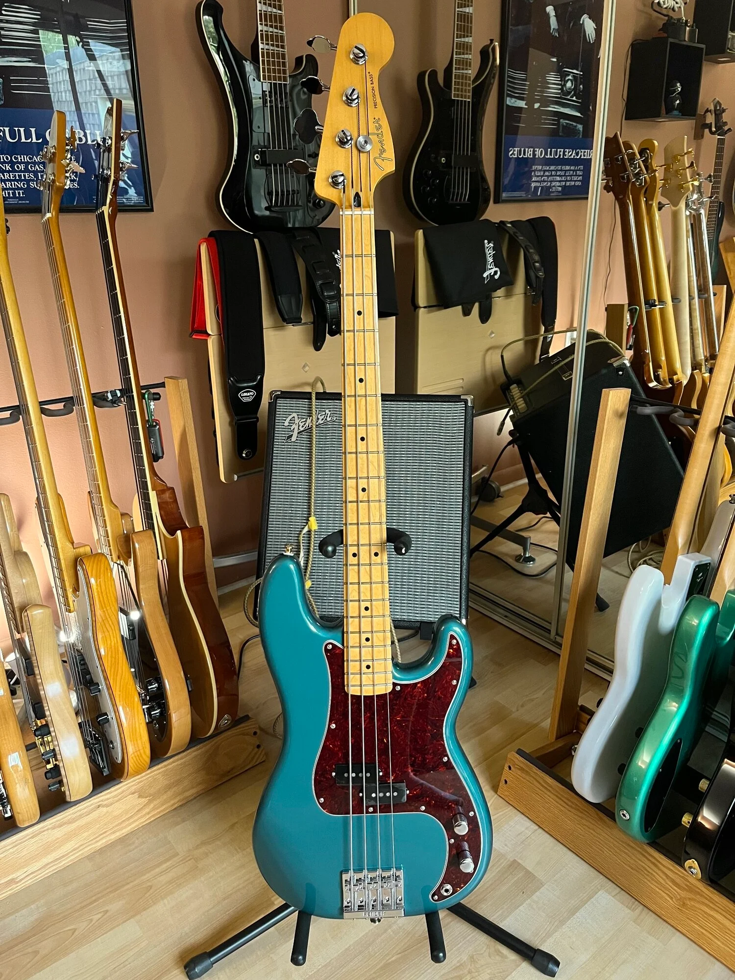Player-P-Bass.webp