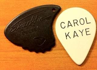 Plectrums.jpg