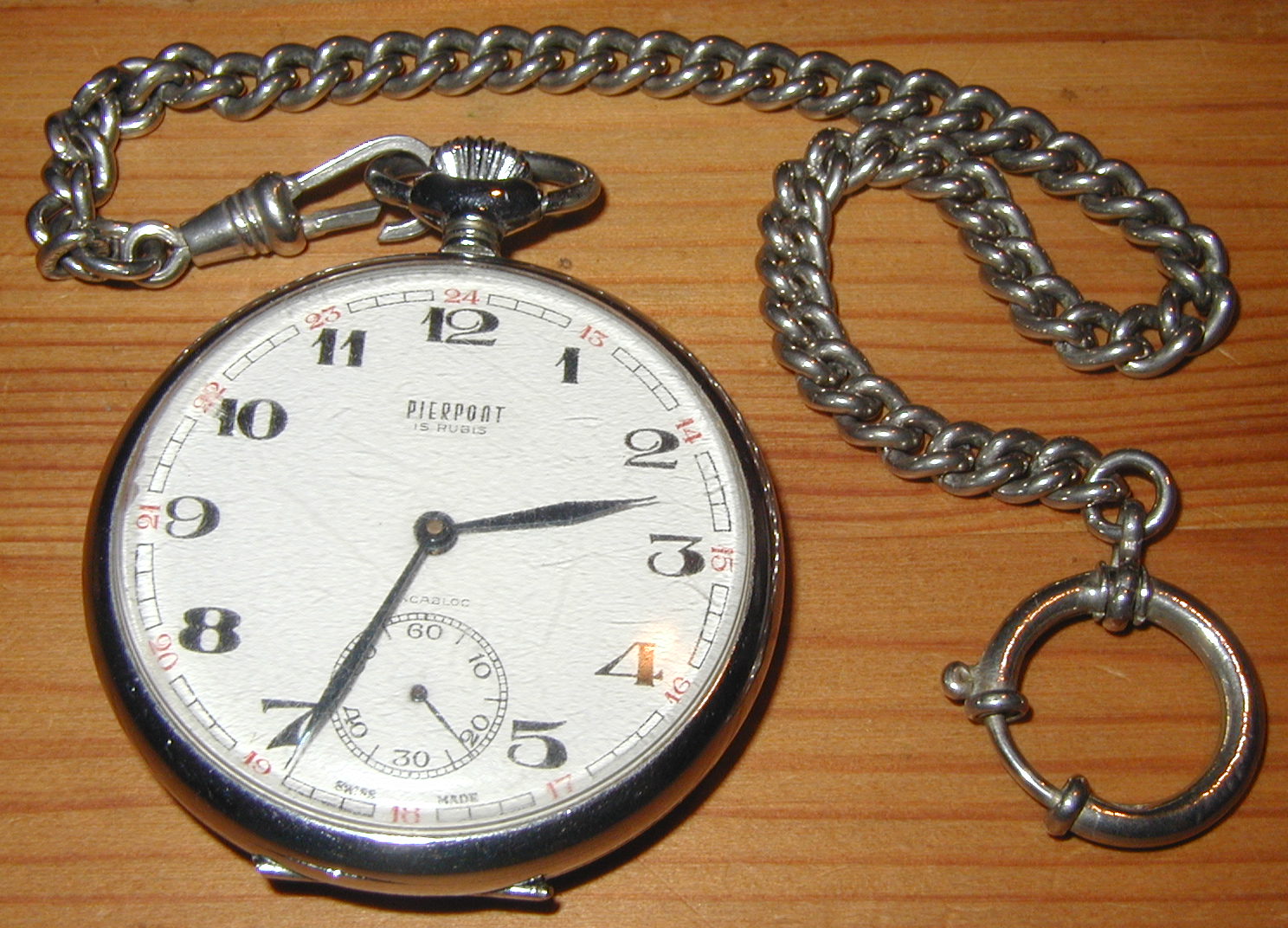 Pocket_watch_with_chain.jpg