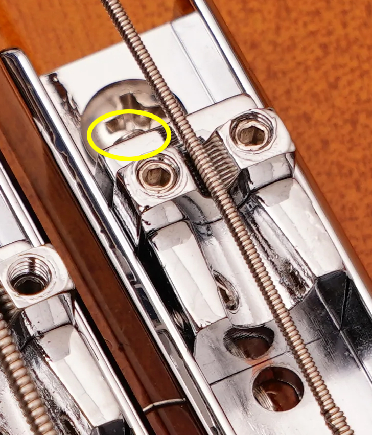 Predator 5-UQ saddle adjust lock.jpg
