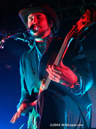 primus061904006.jpg