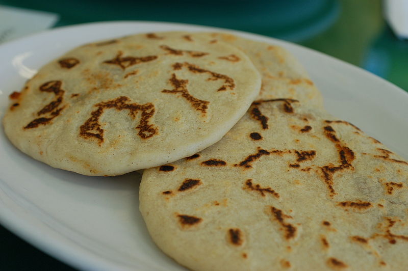 pupusas_revueltas.jpg