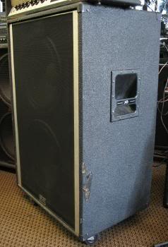 PV215dbw-l.jpg