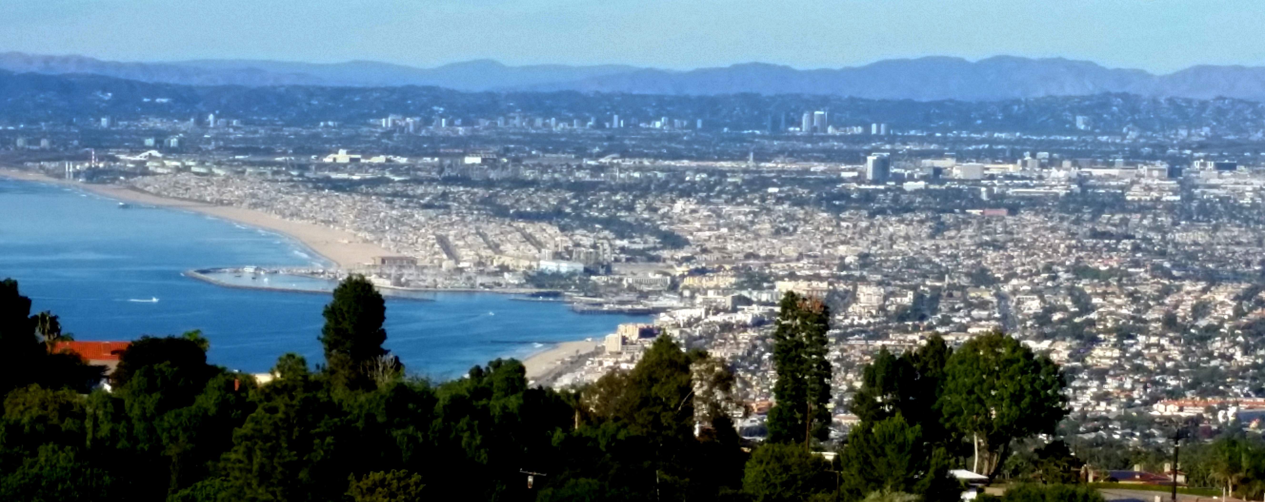queens necklace.jpg