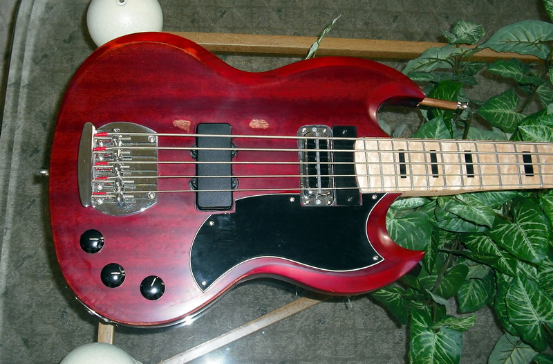 r%20011.jpg