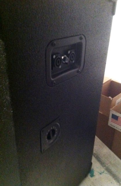 r9IkQ19l.jpg