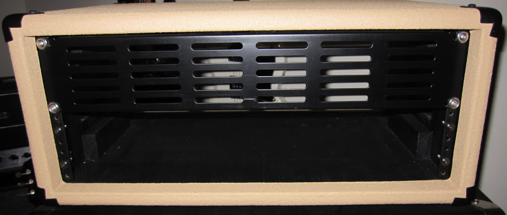 Rackcase1.jpg