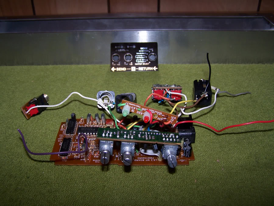 RACKMOUNTPREAMPSELECTOR2011-10-218.jpg