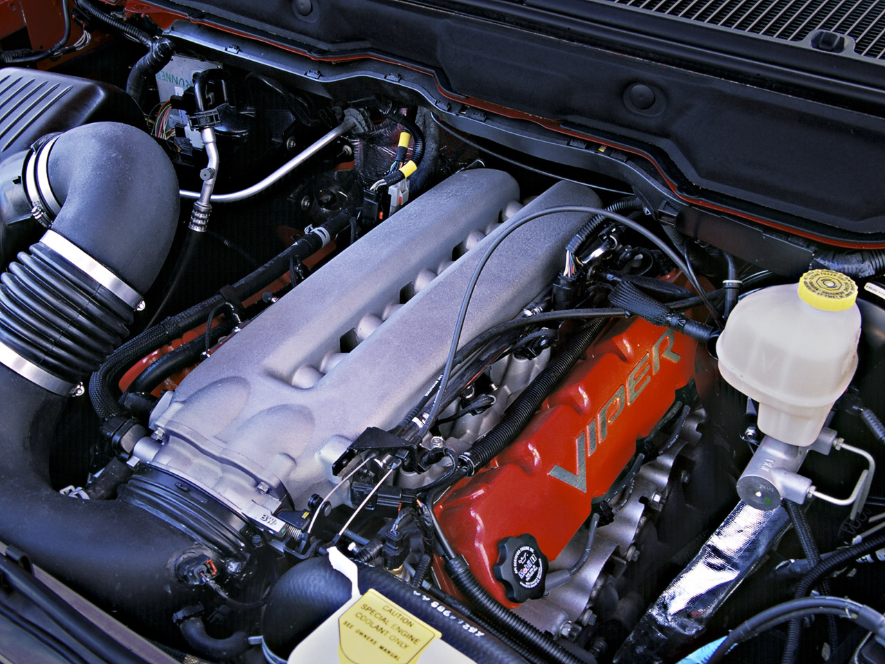 Ram_SRT_engine.jpg