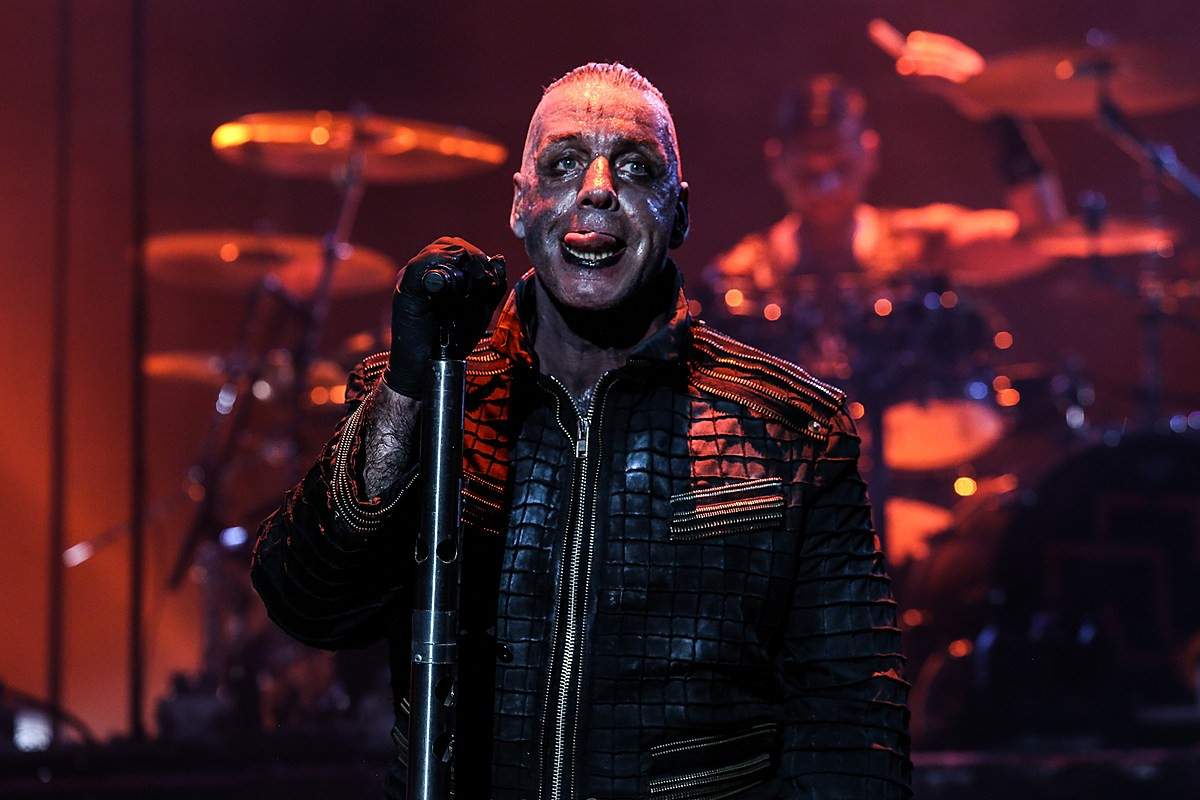 Rammstein_2017-1-7.jpeg
