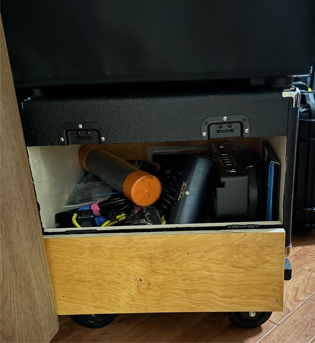rear of amp riser.jpg