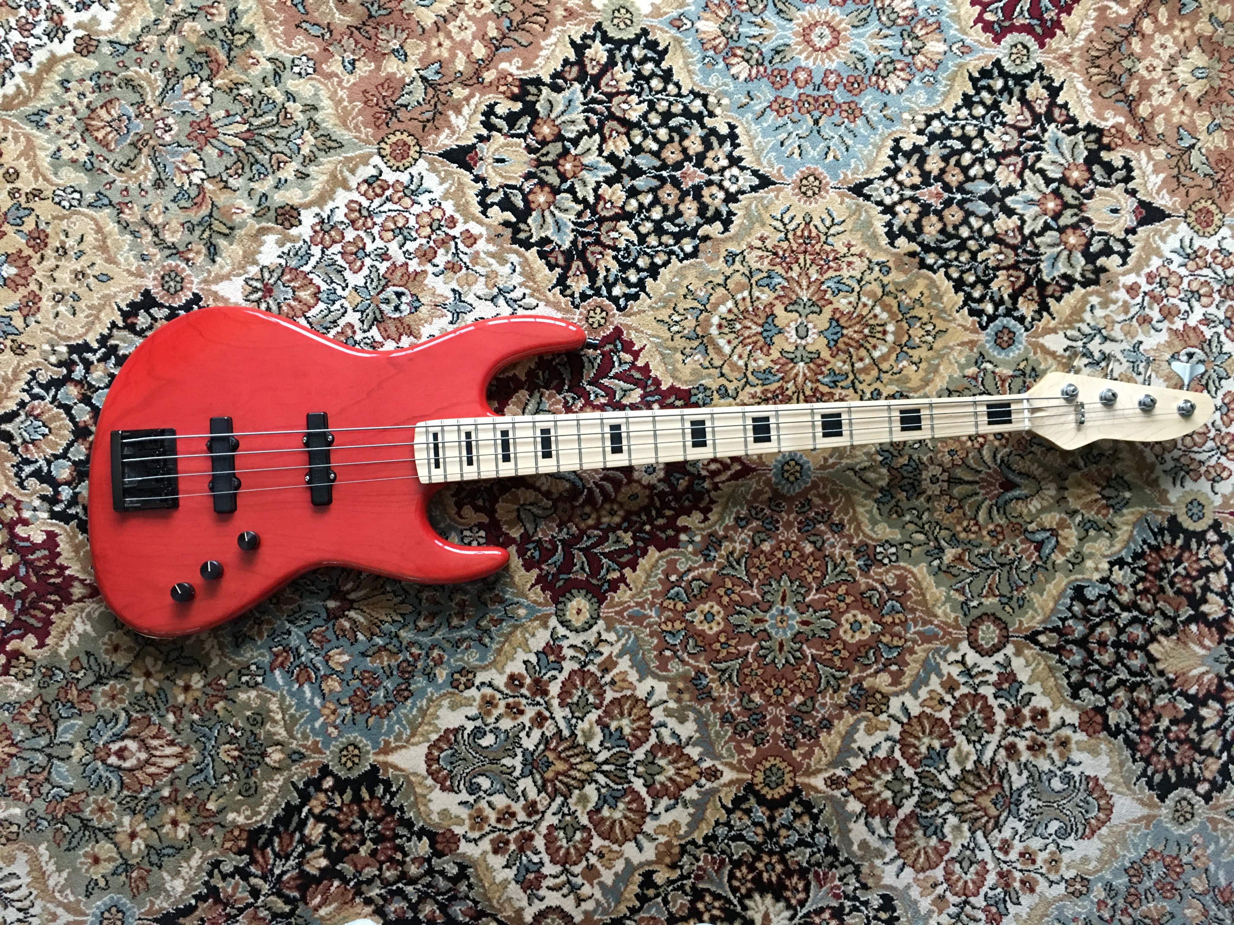Red&Maple1.jpg