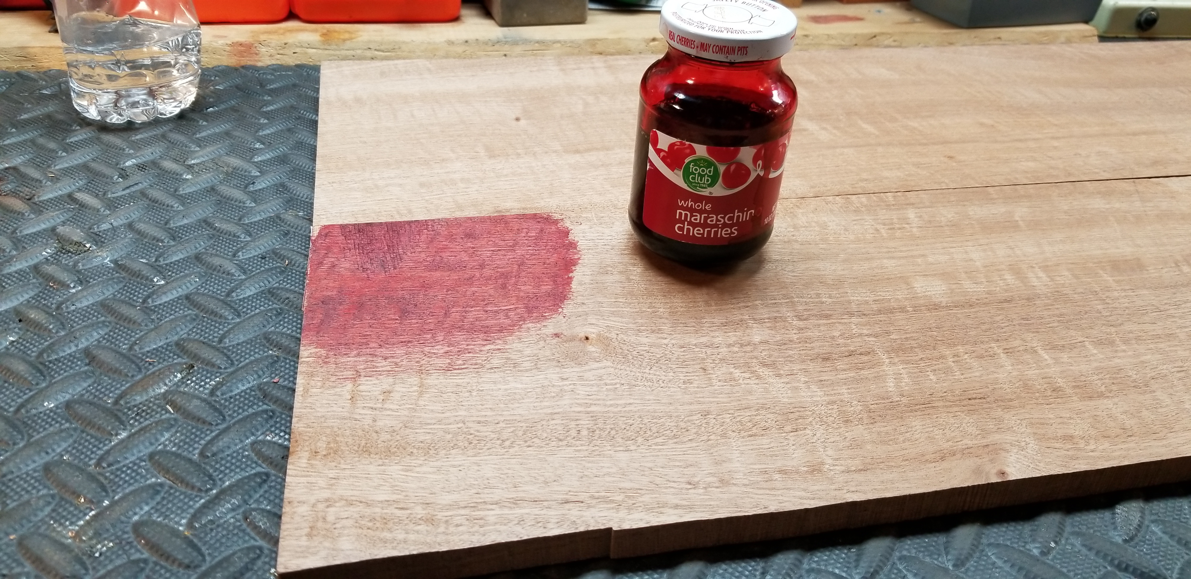 Red2.jpg