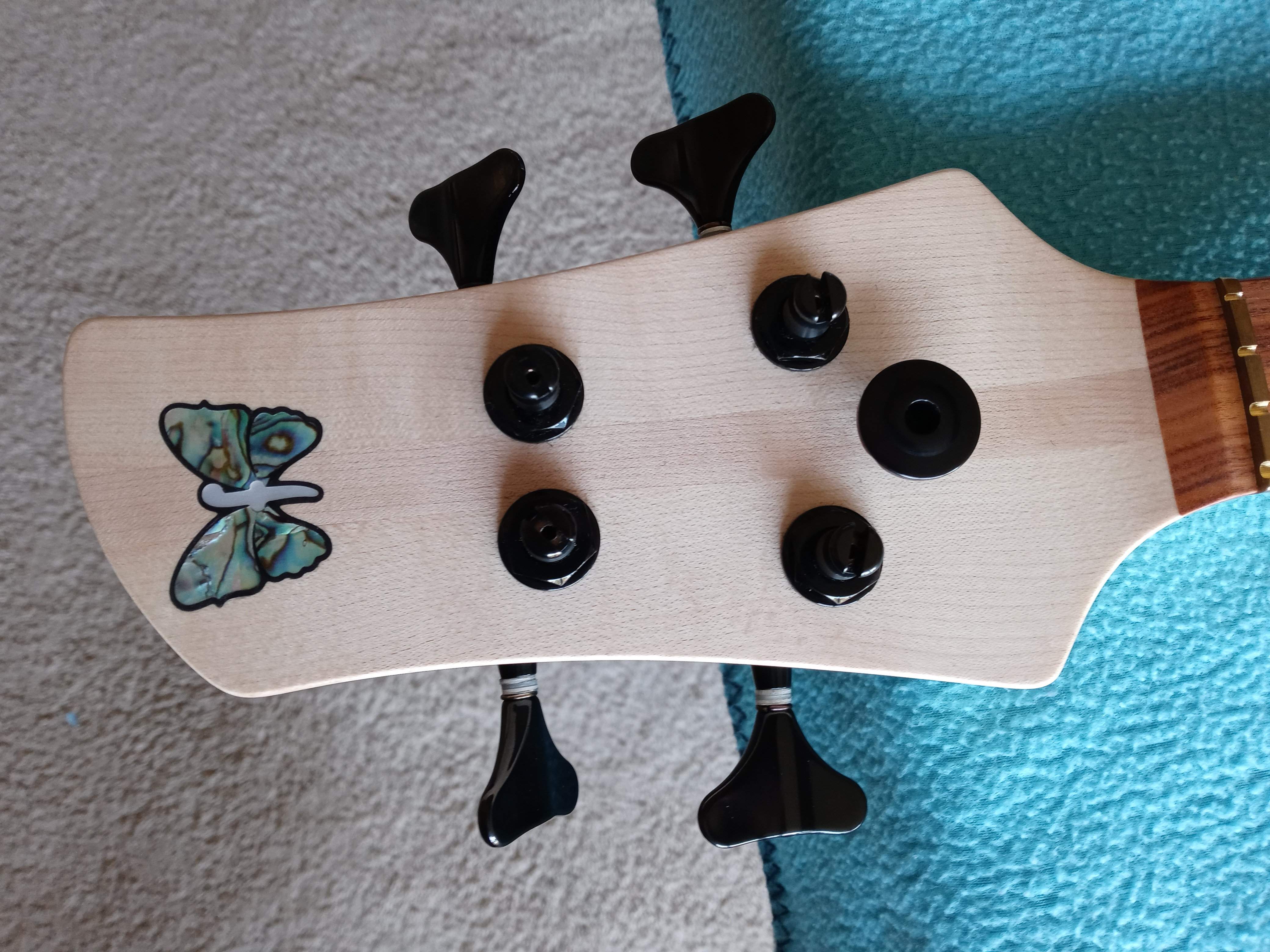 restring 02.jpg