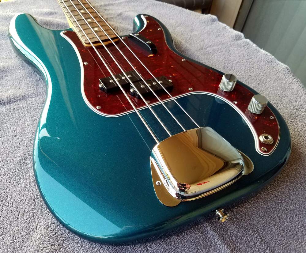 retrobass1.jpg