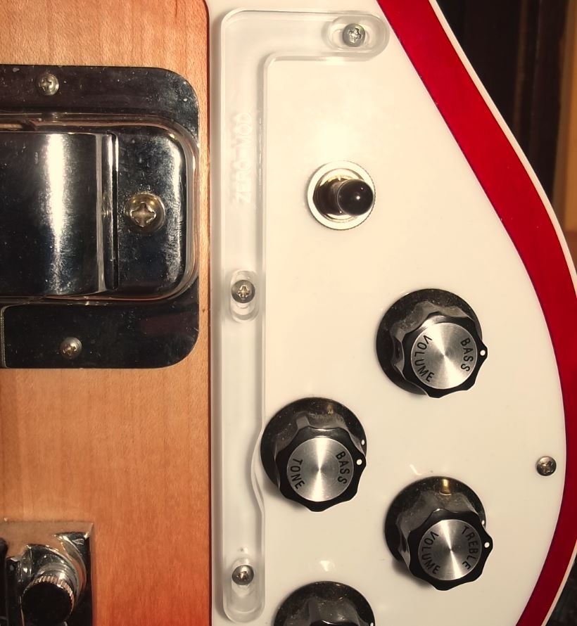 RIC4003 ZERO-MOD CUSTOM TUGBAR.JPG