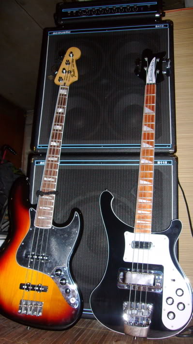 Ric70bass.jpg