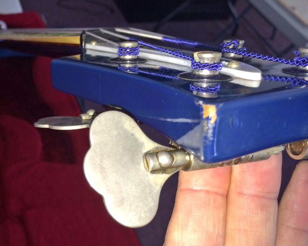 Rick-Headstock-Scratch.jpg