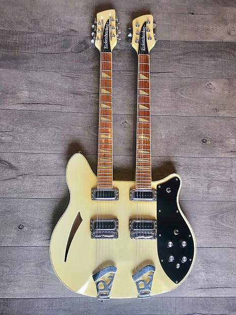 Rickenbacker 362.jpg