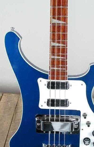 rickenbacker_3pickups01.jpg