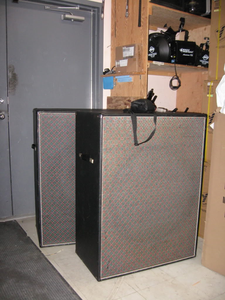 rickenbackercabs008.jpg