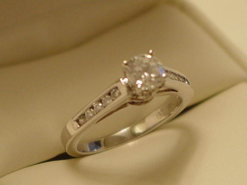 ring001.jpg