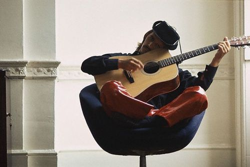 Ringo-Starr-guitar-2-untitled.png