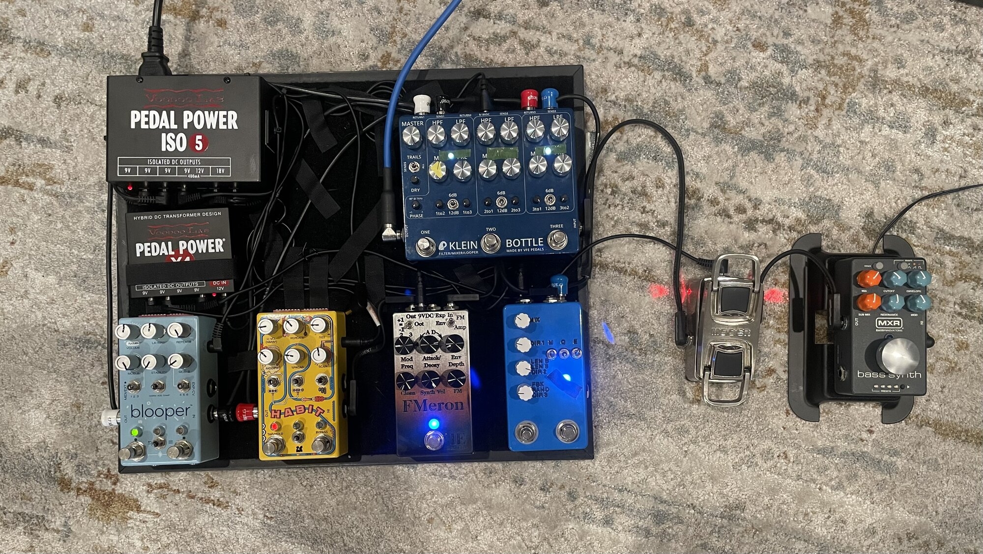 RMA pedalboard April 2026.jpeg