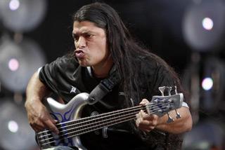 Robert-Trujillo-_reut_320.jpg