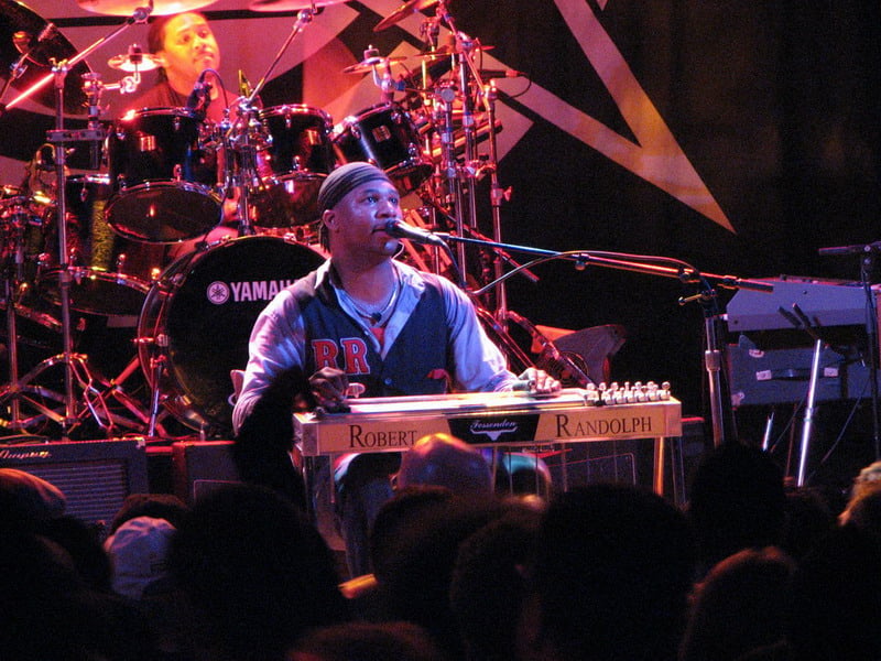 Robert_Randolph_2.jpg