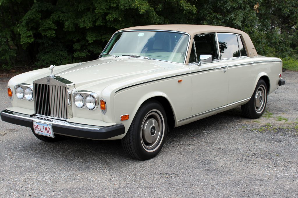 Rolls-Royce-Silver-Wraith-1024x683.jpg
