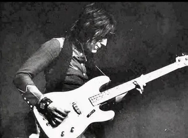 ron_wood_bass.png